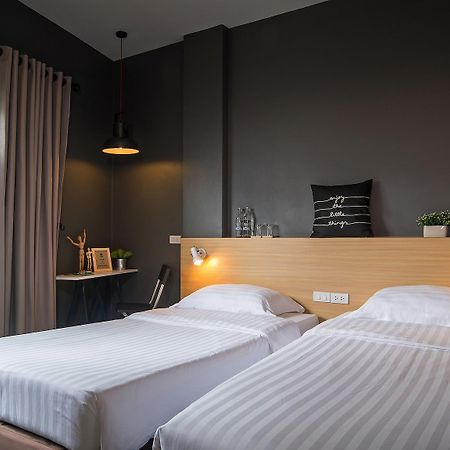 Srisuksant Square Hostel Krabi town Kültér fotó