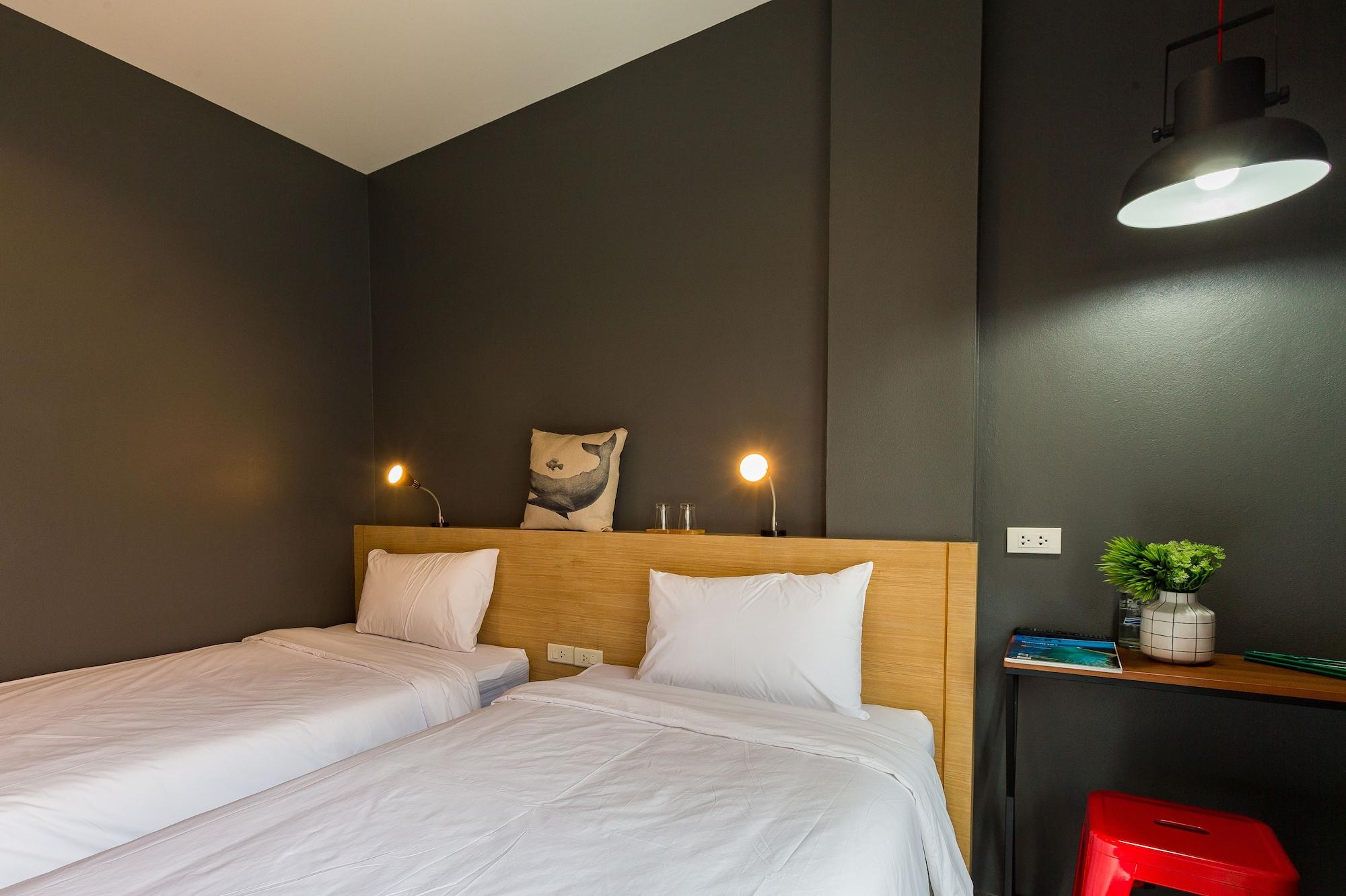 Srisuksant Square Hostel Krabi town Kültér fotó