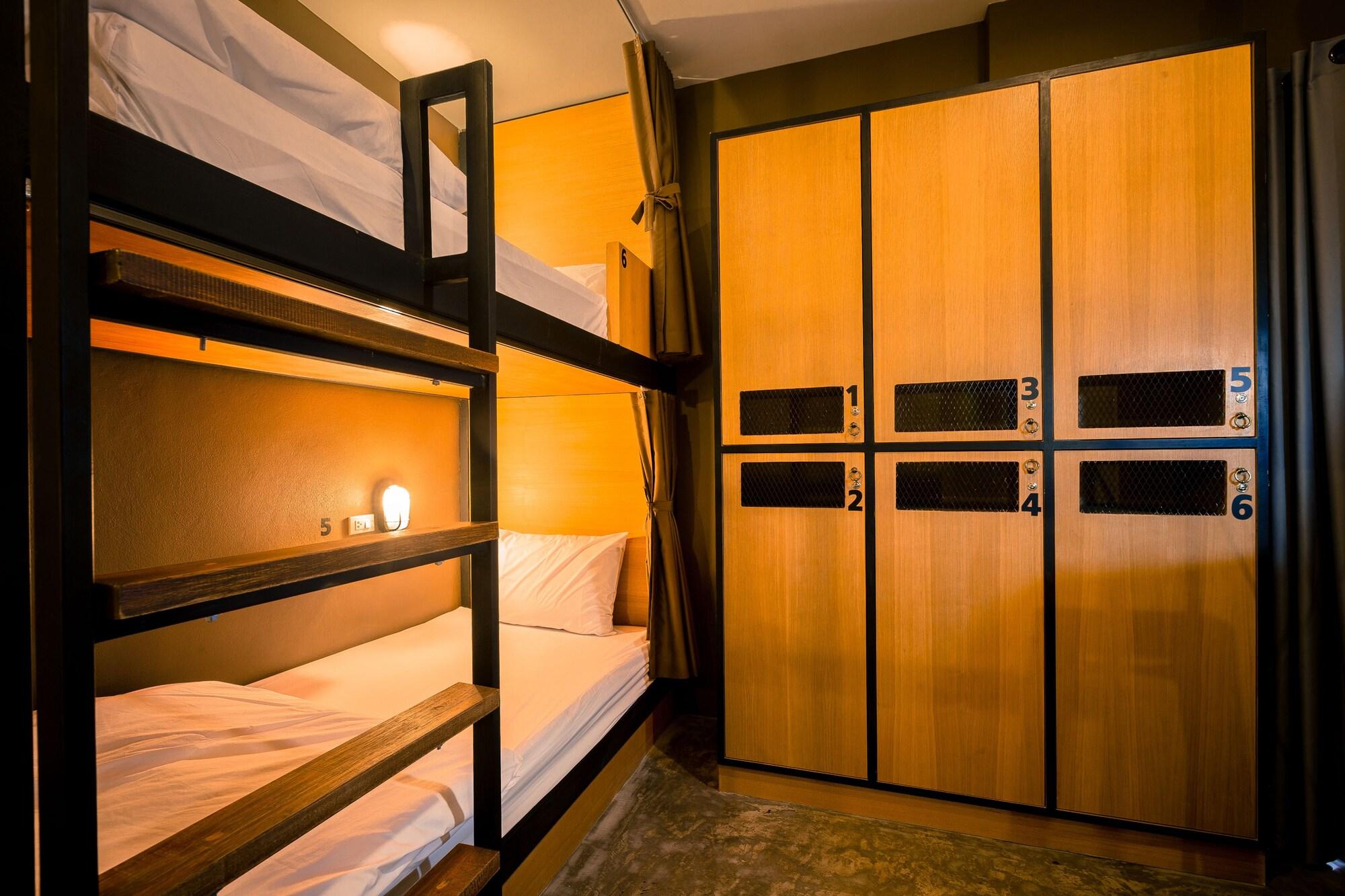 Srisuksant Square Hostel Krabi town Kültér fotó
