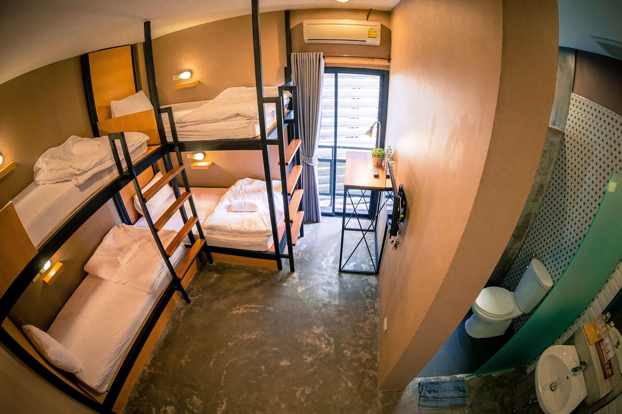 Srisuksant Square Hostel Krabi town Kültér fotó