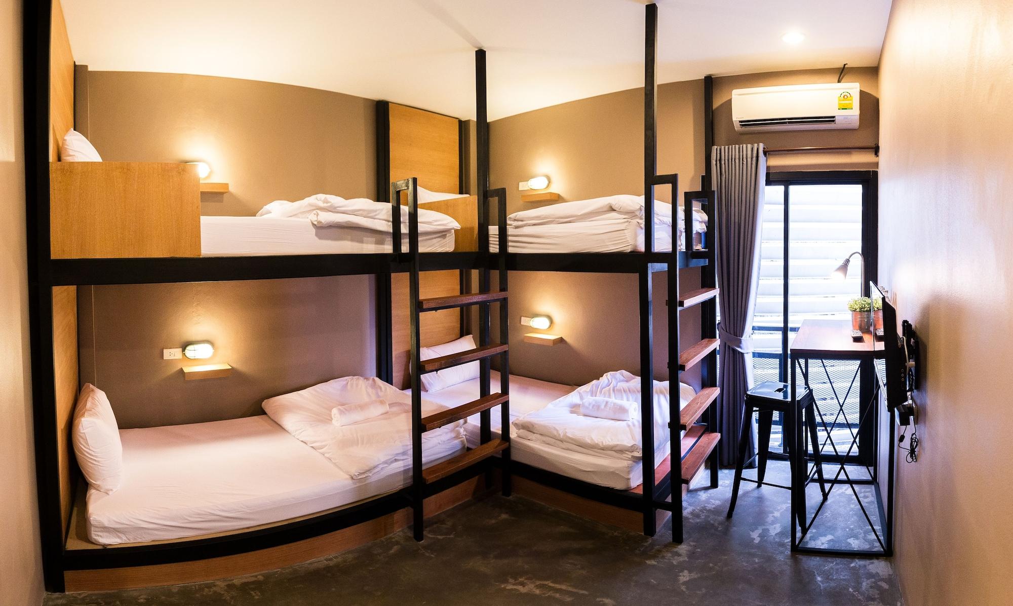Srisuksant Square Hostel Krabi town Kültér fotó