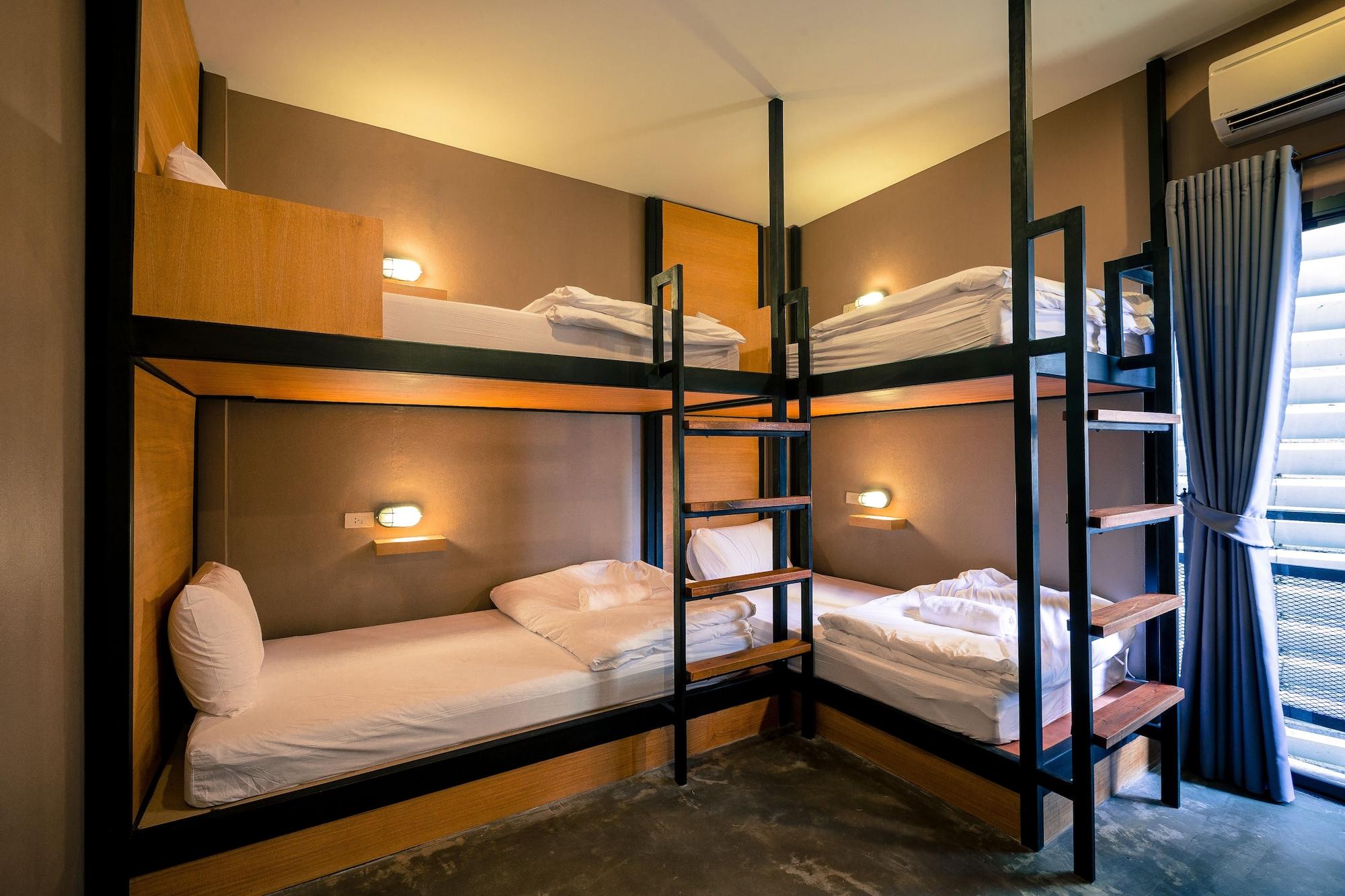 Srisuksant Square Hostel Krabi town Kültér fotó