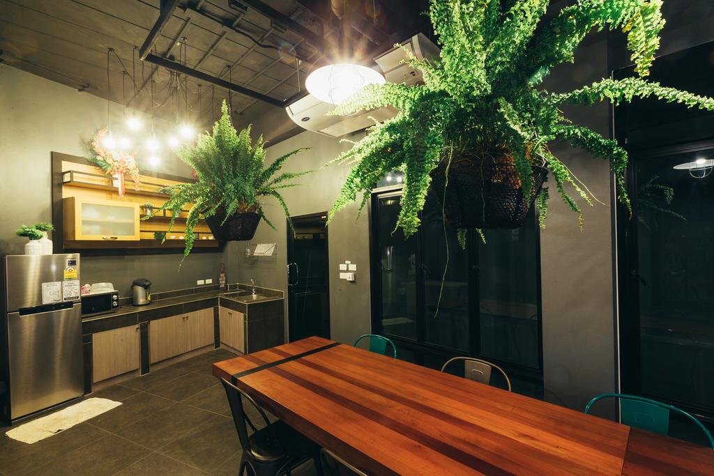 Srisuksant Square Hostel Krabi town Kültér fotó