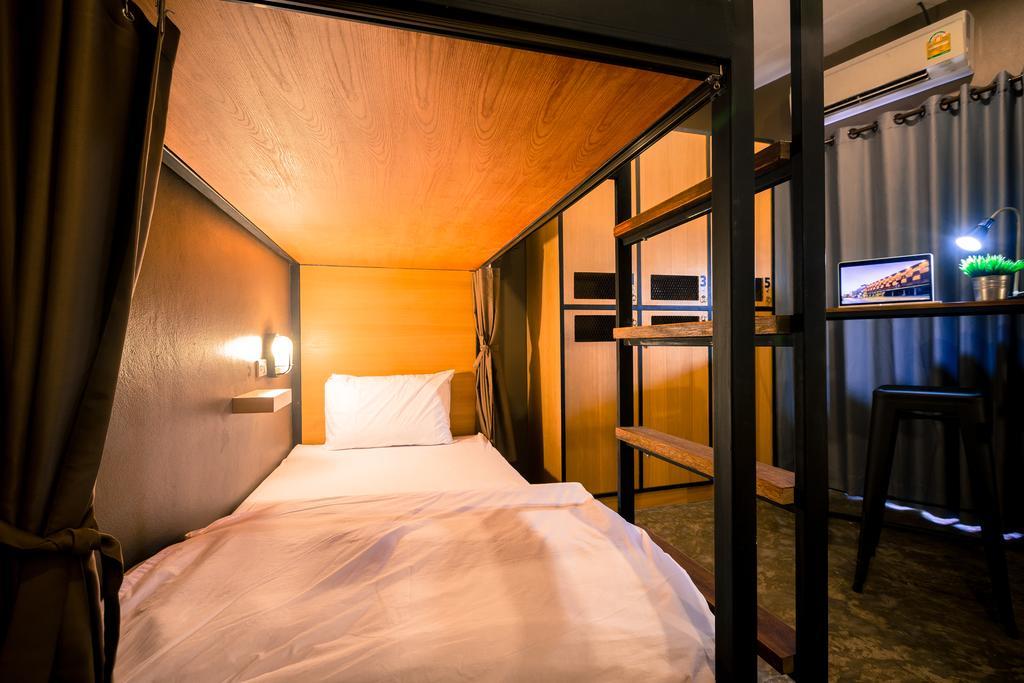 Srisuksant Square Hostel Krabi town Kültér fotó