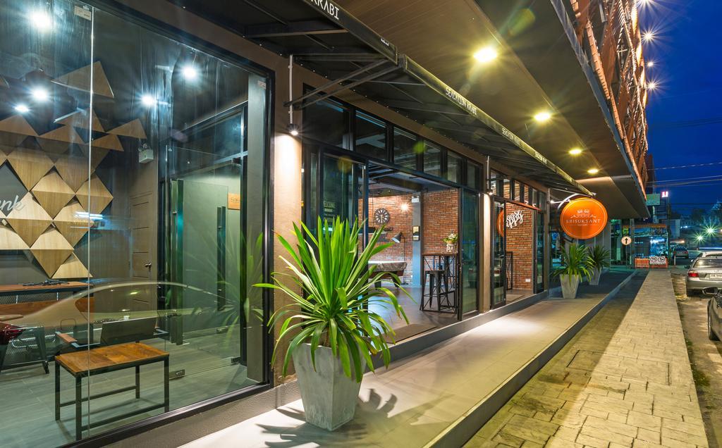 Srisuksant Square Hostel Krabi town Kültér fotó