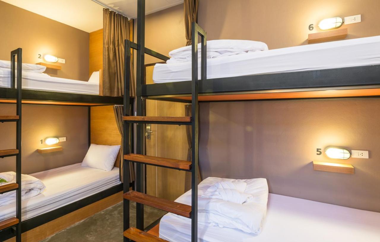 Srisuksant Square Hostel Krabi town Kültér fotó